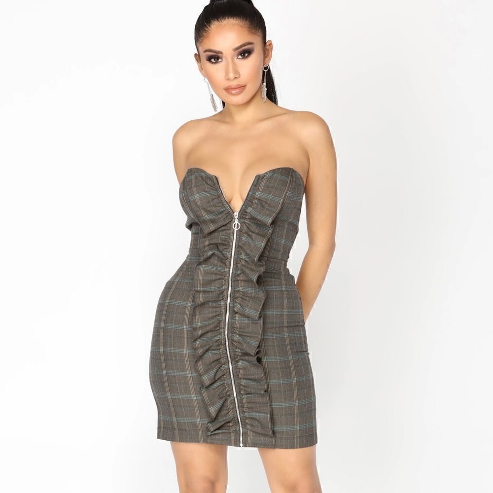 Fashion Nova half day plaid dress
